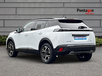 Used Peugeot 2008 2023 for sale - 76313410: Photo 2