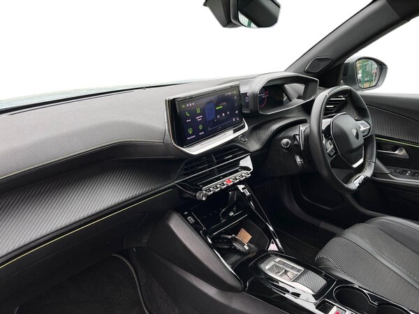 Used Peugeot 2008 2023 for sale - 76313410: Photo 8