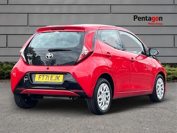 Used Toyota AYGO 2022 for sale - 76516104: Photo