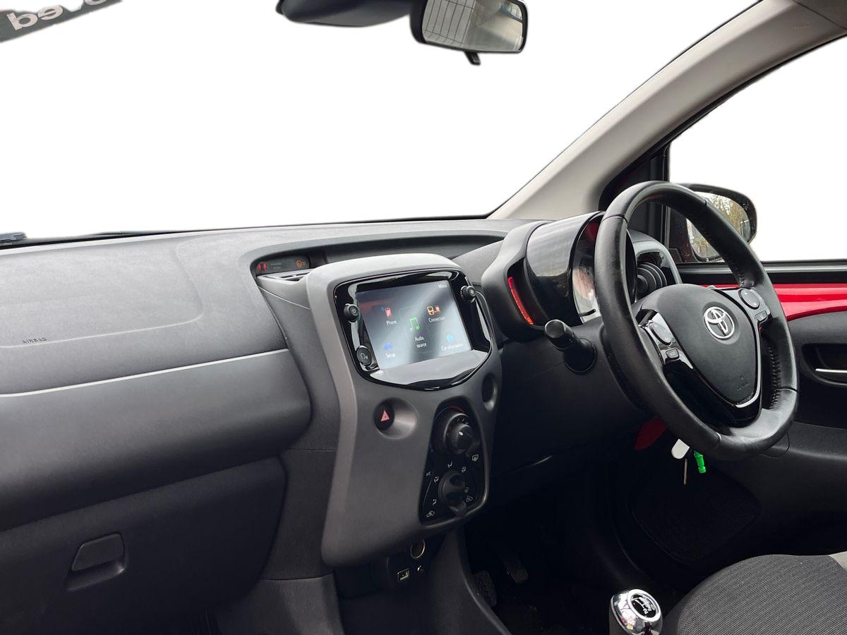 Used Toyota AYGO 2022 for sale - 76516104: Photo 8