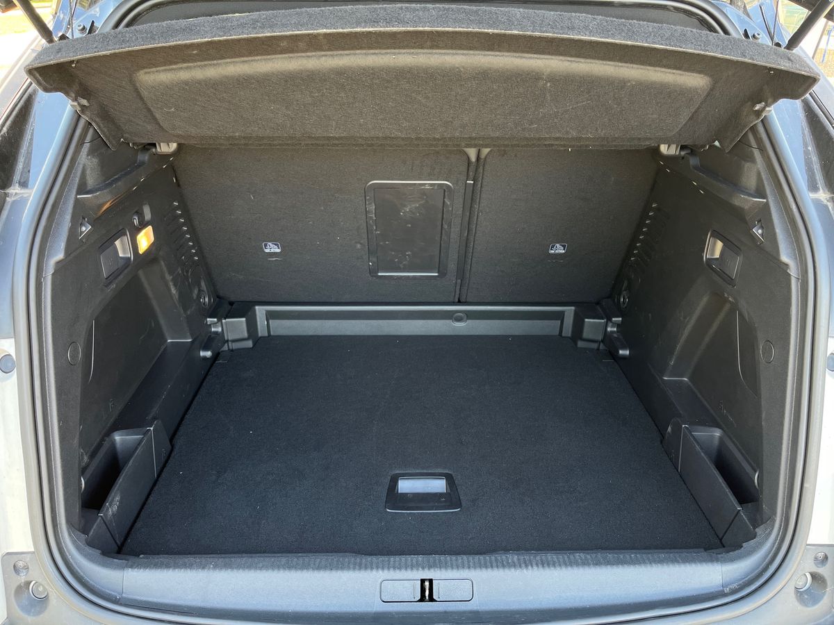 Used Peugeot 3008 2023 for sale - 76010850: Photo 11