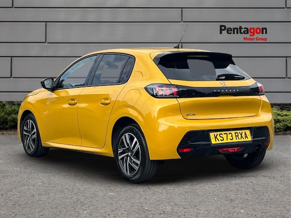 Used Peugeot 208 2023 for sale - 75489261: Photo 2