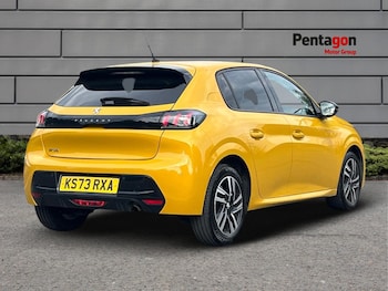 Used Peugeot 208 2023 for sale - 75489261: Photo