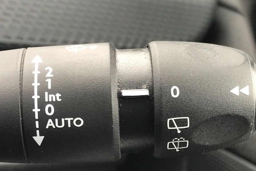 Used Peugeot 2008 2022 for sale - 76077007: Photo 32