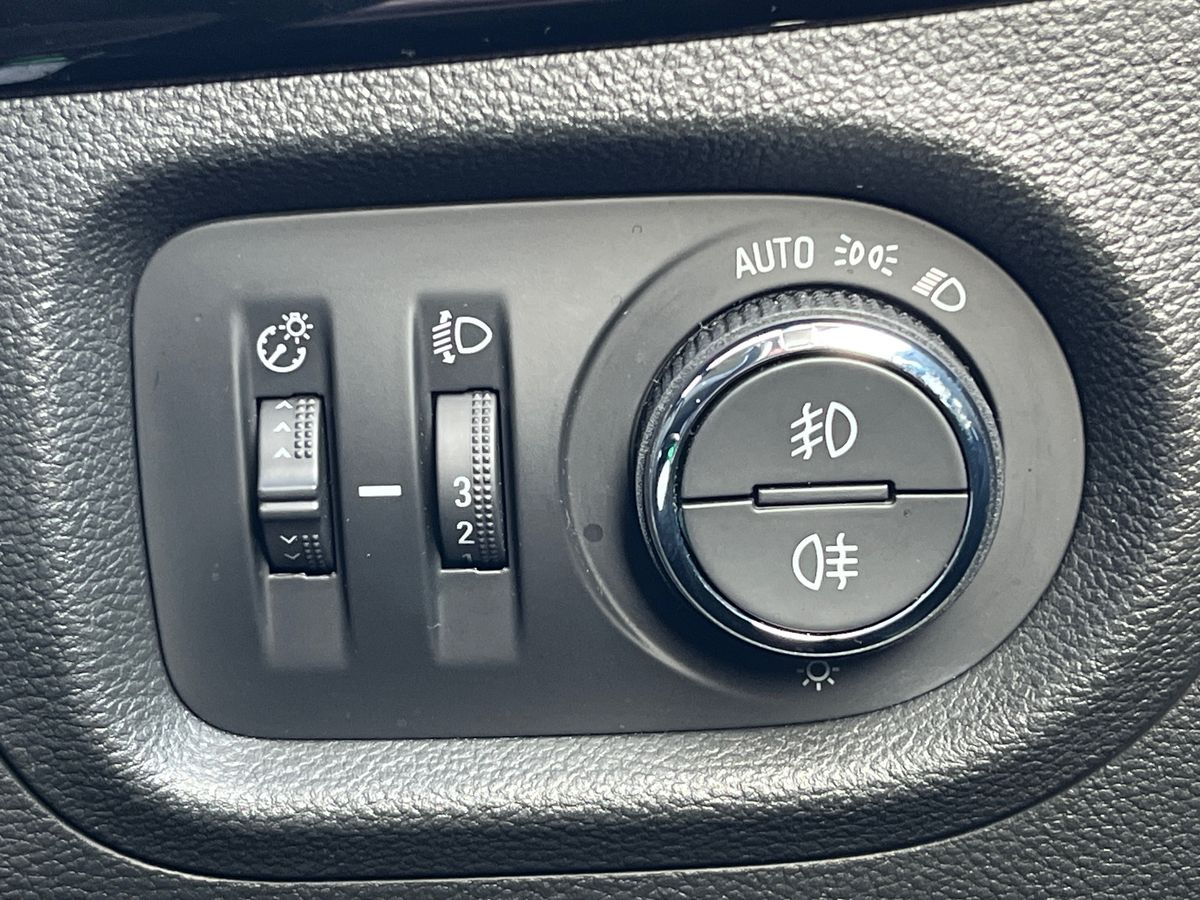 Used Vauxhall Astra 2019 for sale - 76553357: Photo 27