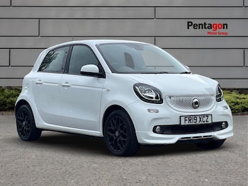 1.0 Urbanshadow Hatchback 5dr Petrol Manual Euro 6 s/s 71 Ps