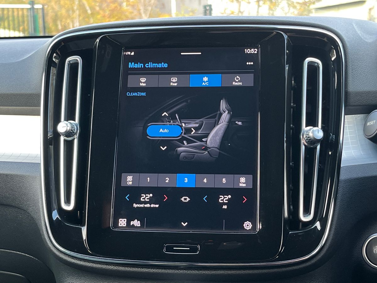 Used Volvo XC40 2022 for sale - 76470795: Photo 22