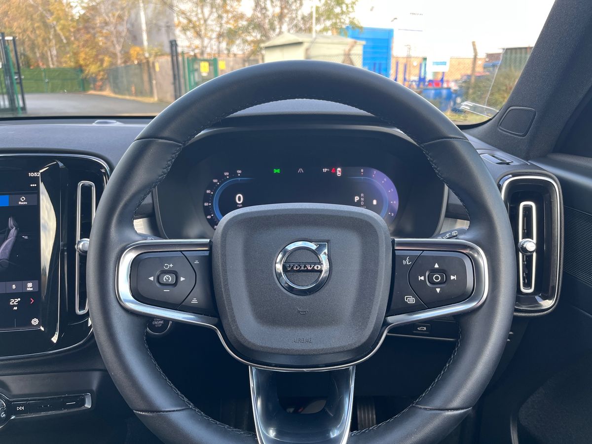 Used Volvo XC40 2022 for sale - 76470795: Photo 26