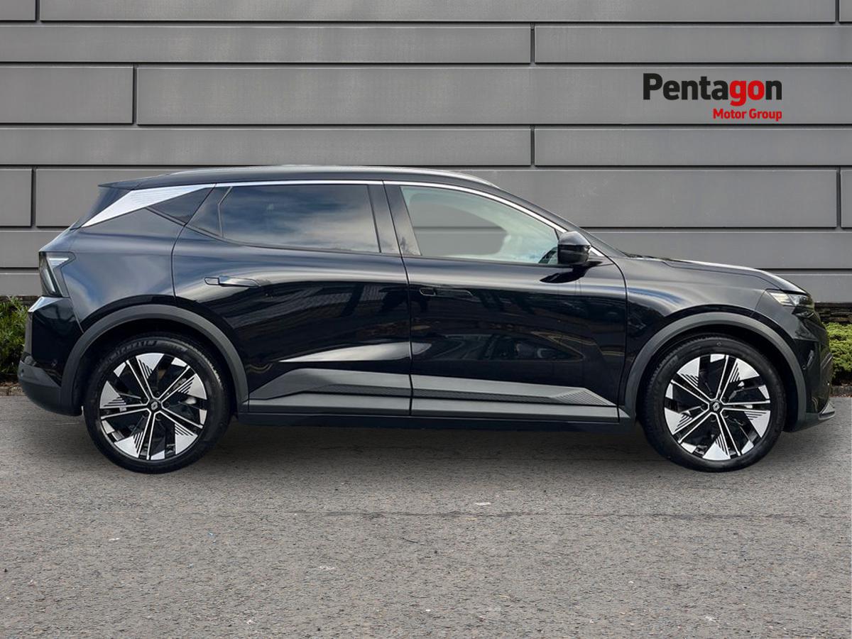 Used Renault Scenic E-Tech 2025 for sale - 76547515: Photo 13