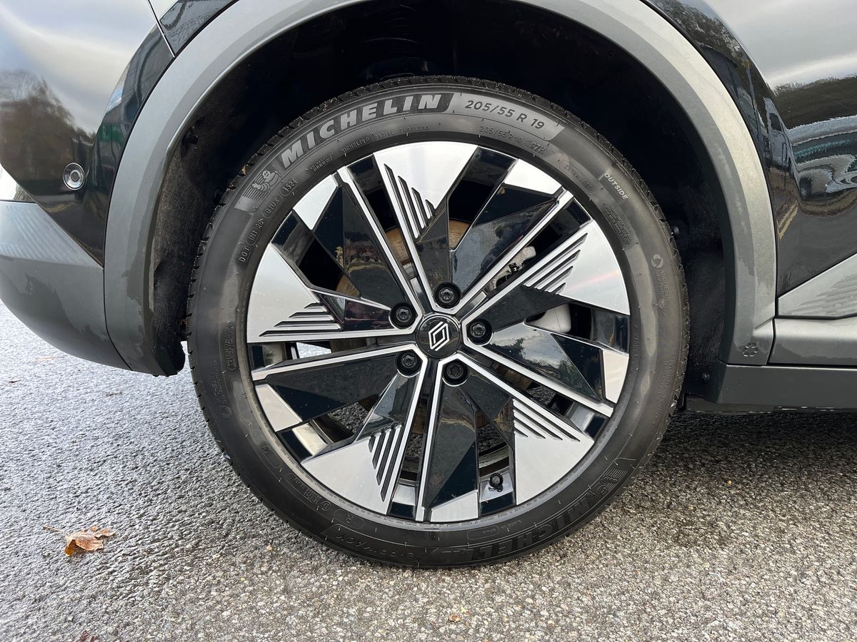 Used Renault Scenic E-Tech 2025 for sale - 76547515: Photo 17