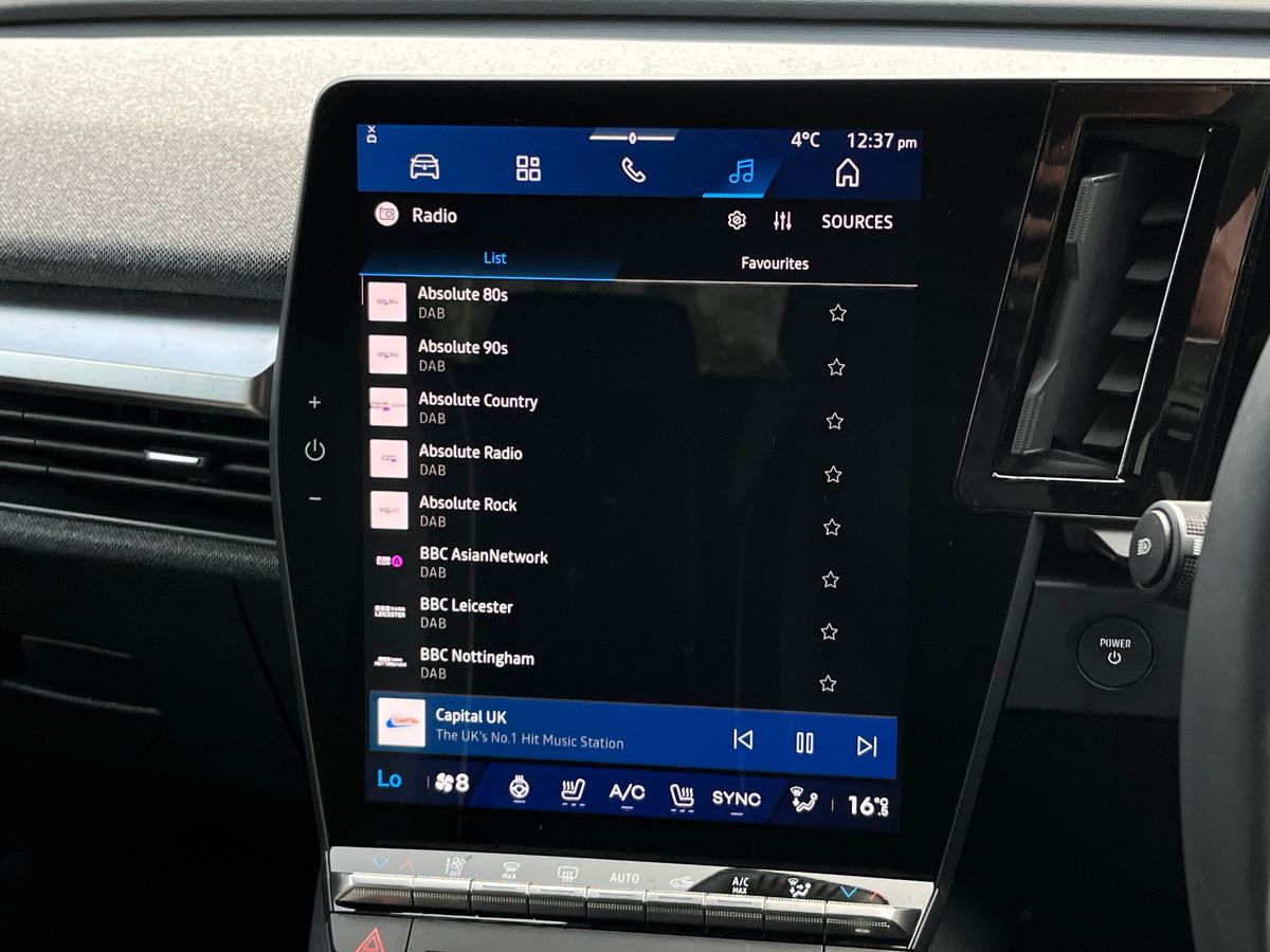 Used Renault Scenic E-Tech 2025 for sale - 76547515: Photo 21