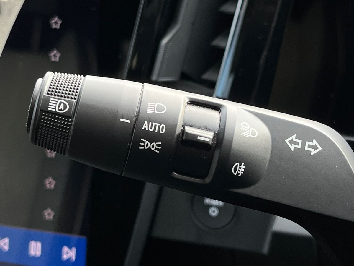 Used Renault Scenic E-Tech 2025 for sale - 76547515: Photo 25