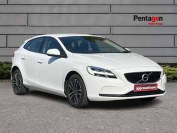 2017 - 2.0 T2 Momentum Hatchback 5dr Petrol Manual Euro 6 s/s 122 Ps