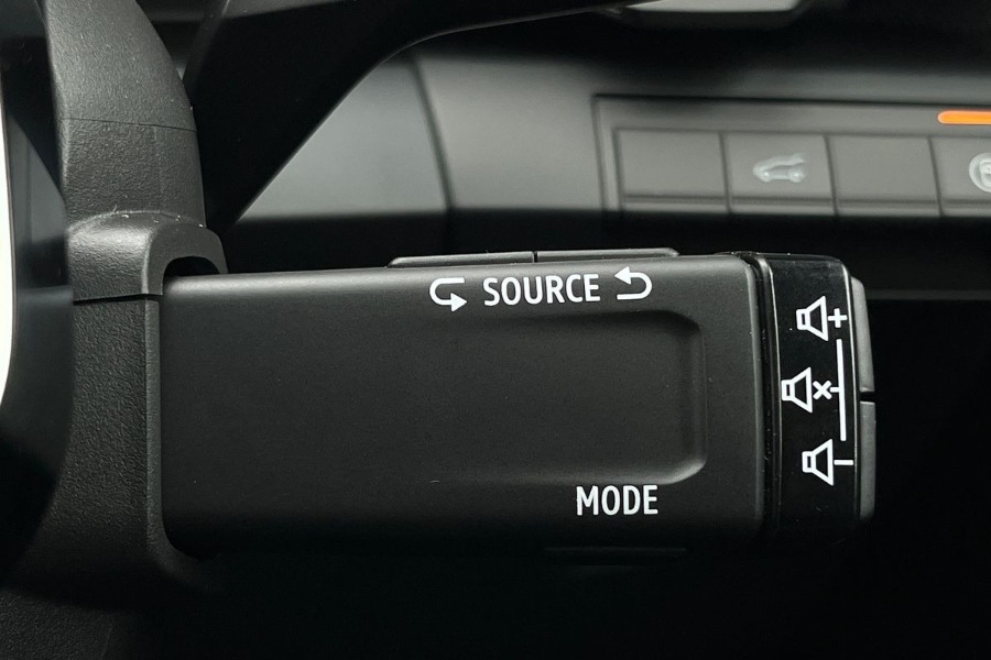 Used Renault Scenic E-Tech 2025 for sale - 76547496: Photo 23