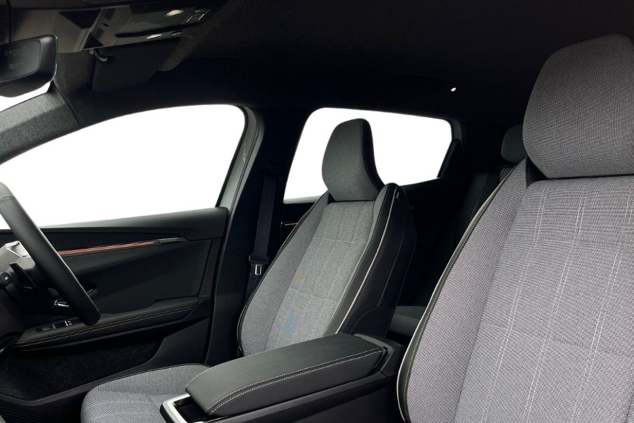 Used Renault Scenic E-Tech 2025 for sale - 76547496: Photo 9