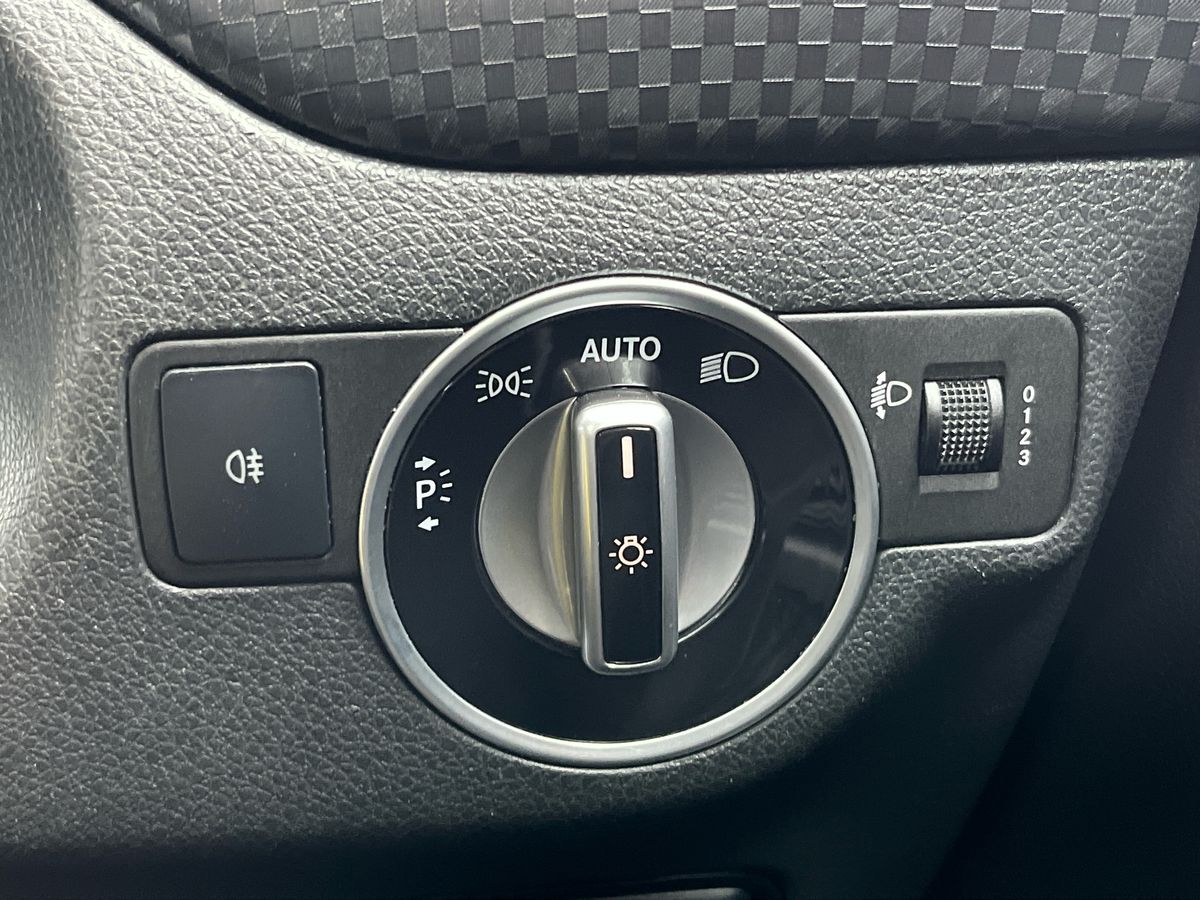 Used Mercedes-Benz A-Class 2016 for sale - 77123861: Photo 28