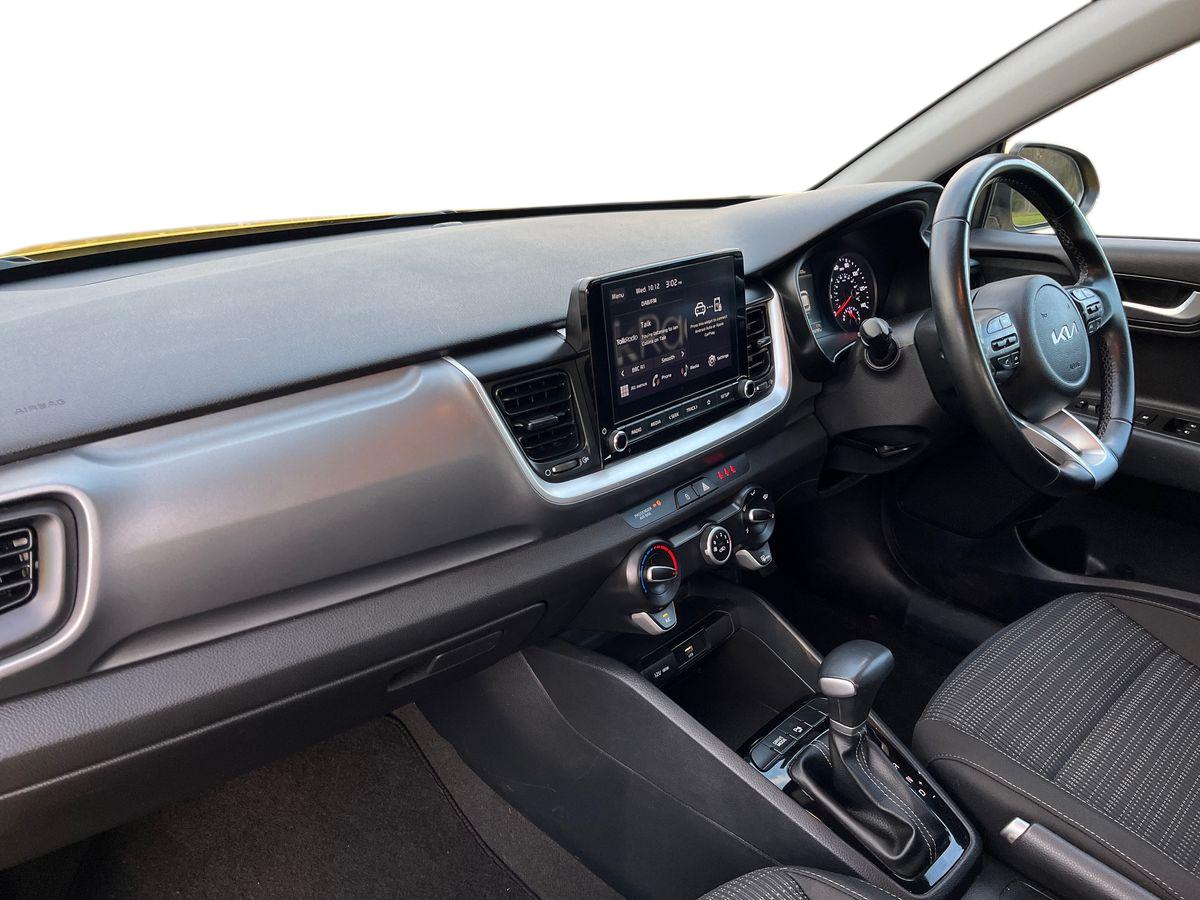 Used Kia Stonic 2022 for sale - 76892949: Photo 8