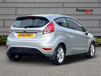Used Ford Fiesta 2016 for sale - 76435981: Photo