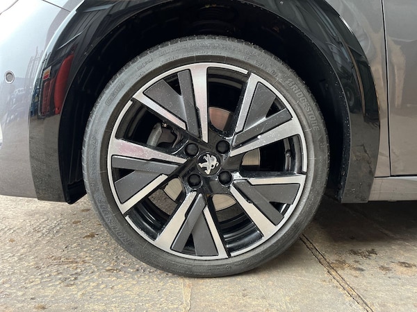 Used Peugeot 208 2022 for sale - 76310474: Photo 17