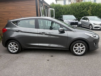 Used Ford Fiesta 2018 for sale - 79072359: Photo