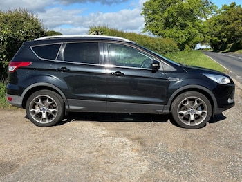 Used Ford Kuga 2015 for sale - 78520730: Photo