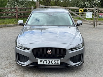 Used Jaguar XE 2020 for sale - 78520729: Photo