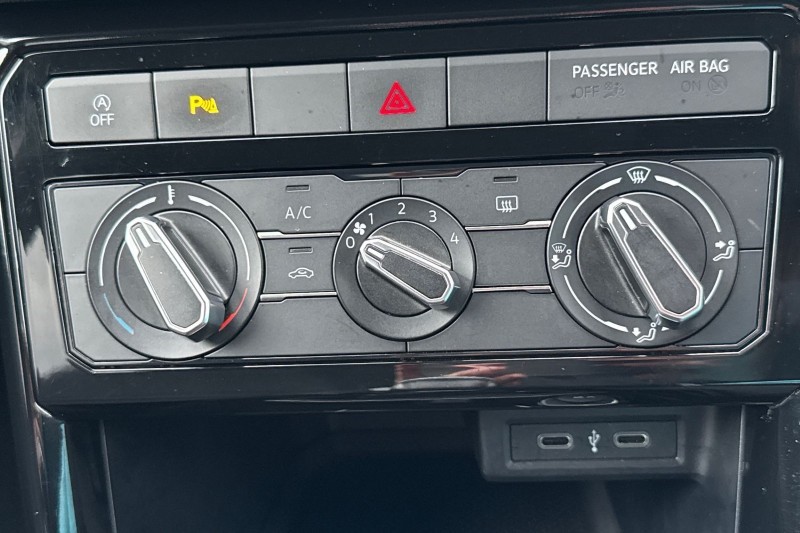 Used Volkswagen T-Cross 2023 for sale - 77300606: Photo 24