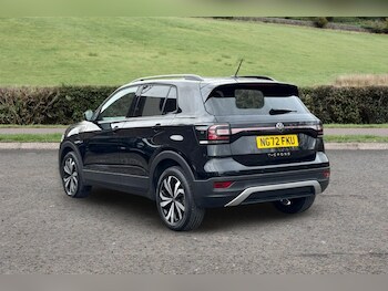 Used Volkswagen T-Cross 2023 for sale - 77300606: Photo