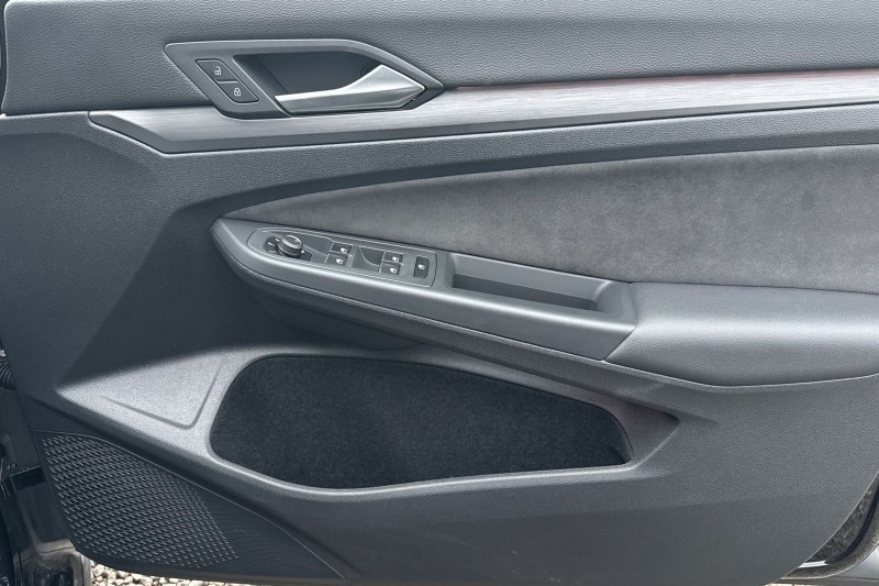Used Volkswagen Golf 2023 for sale - 78038796: Photo 11