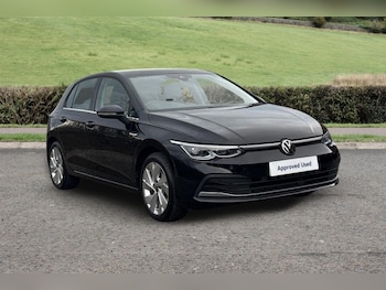 Used Volkswagen Golf 2023 for sale - 78038796: Photo