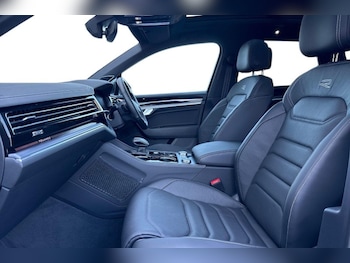Used Volkswagen Touareg 2025 for sale - 78456645: Photo