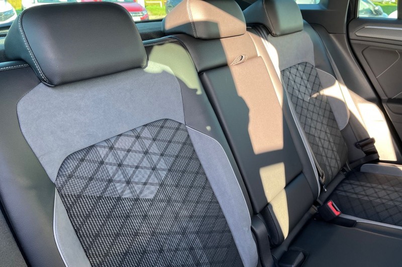 Used Volkswagen Tiguan 2023 for sale - 76982405: Photo 32