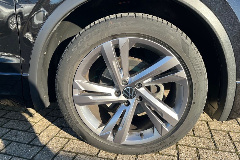 Used Volkswagen Tiguan 2023 for sale - 76982405: Photo 8