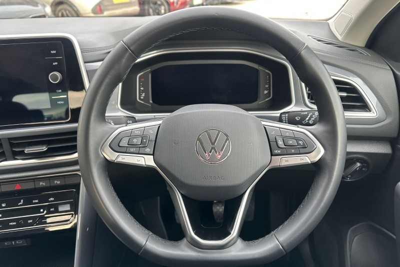 Used Volkswagen T-Roc 2024 for sale - 77431328: Photo 17