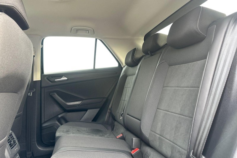 Used Volkswagen T-Roc 2024 for sale - 77431328: Photo 4