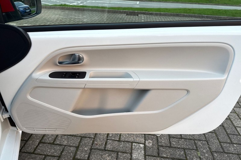 Used Volkswagen up! 2017 for sale - 76982484: Photo 10