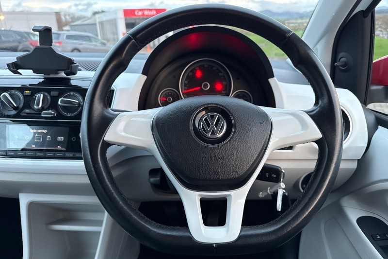 Used Volkswagen up! 2017 for sale - 76982484: Photo 16