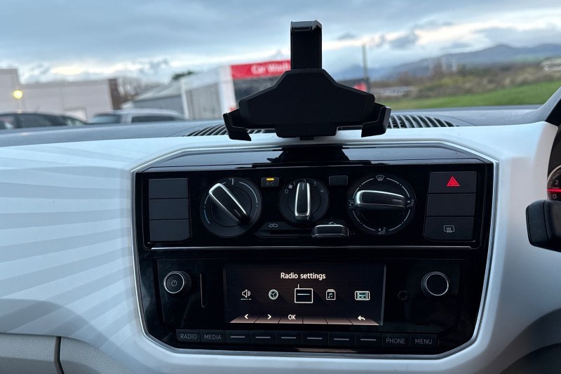 Used Volkswagen up! 2017 for sale - 76982484: Photo 19