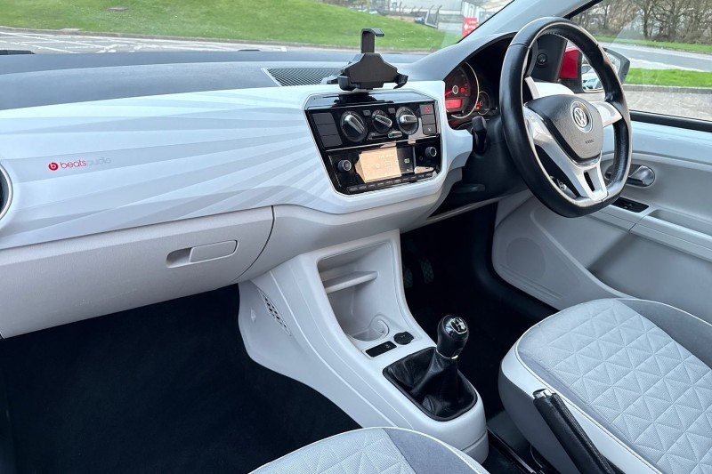 Used Volkswagen up! 2017 for sale - 76982484: Photo 25