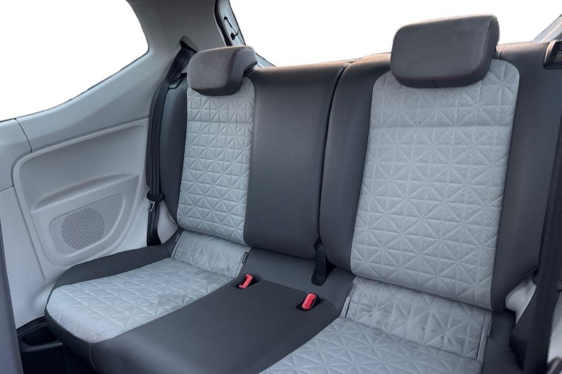 Used Volkswagen up! 2017 for sale - 76982484: Photo 4