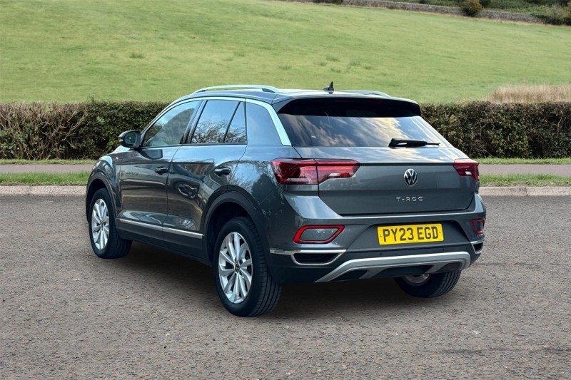 Used Volkswagen T-Roc 2023 for sale - 76981216: Photo 2