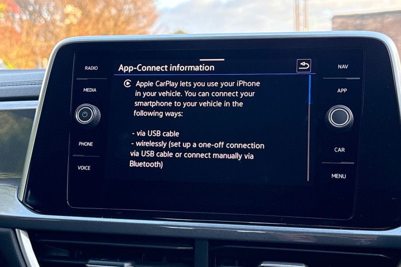 Used Volkswagen T-Roc 2023 for sale - 76981216: Photo 24