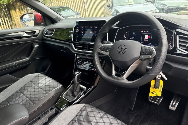 Used Volkswagen T-Roc 2025 for sale - 76980942: Photo 10