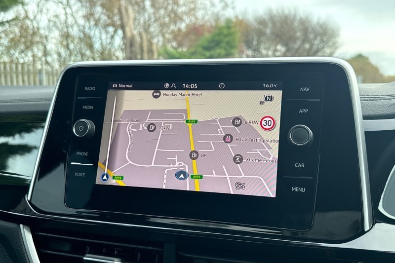 Used Volkswagen T-Roc 2025 for sale - 76980942: Photo 23