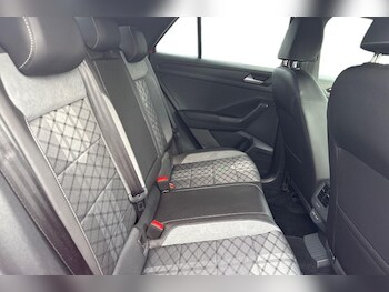 Used Volkswagen T-Roc 2025 for sale - 76980942: Photo