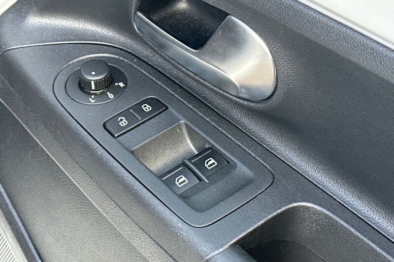 Used Volkswagen up! 2018 for sale - 78209878: Photo 14