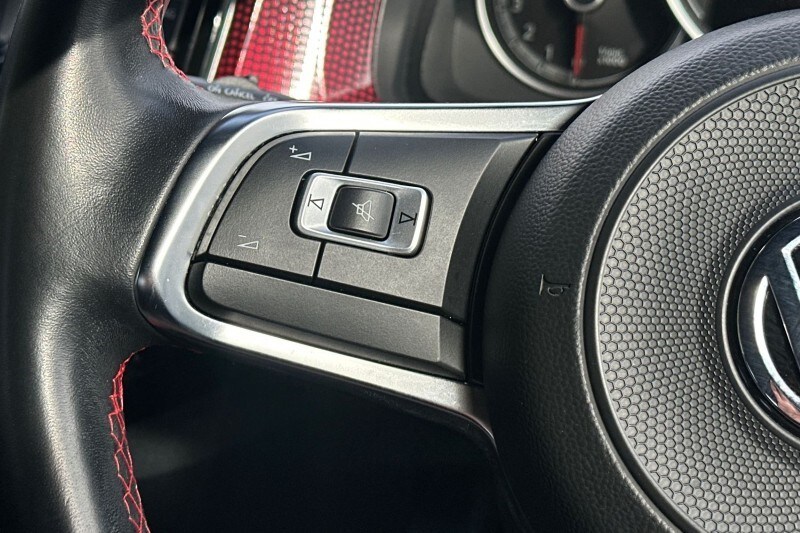 Used Volkswagen up! 2018 for sale - 78209878: Photo 19