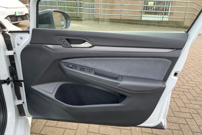 Used Volkswagen Golf 2024 for sale - 77170651: Photo 12