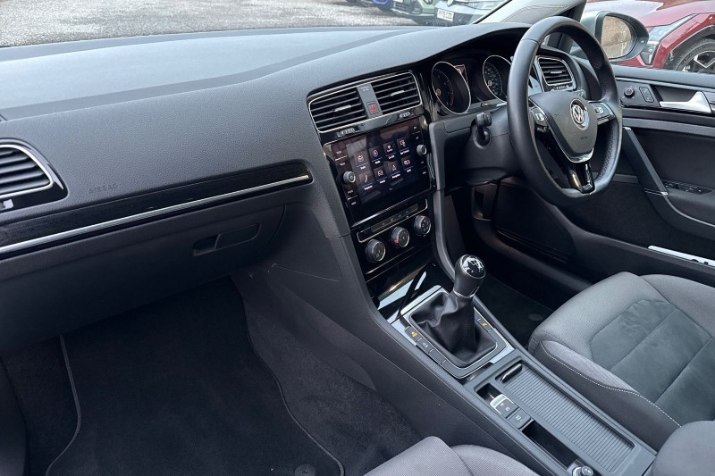 Used Volkswagen Golf 2018 for sale - 77474740: Photo 30