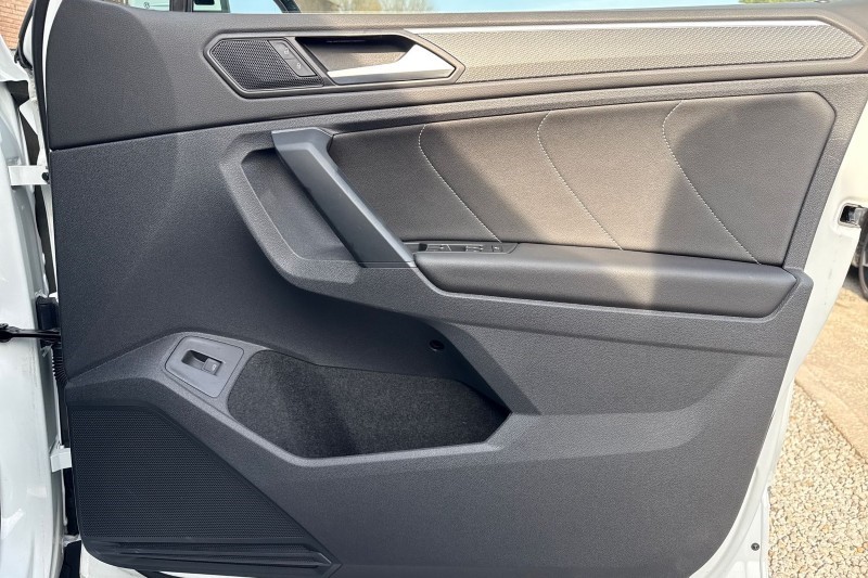 Used Volkswagen Tiguan 2023 for sale - 77965410: Photo 12